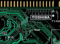 Toshiba не смогла продать свой чиповый бизнес по графику