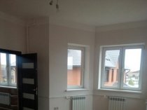 Продам квартиру-студию в коттедже поселка Образцово.