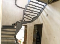Надежные межэтажные лестницы на металлокаркасе
