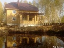 Дом с прудом в сосновом лесу. Нижний Новгород.